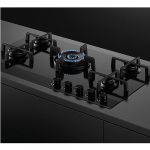 Fisher-&-Paykel-90cm-Gas-Cooktop-CG905DNGGB4-Lifestyle-