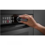 Fisher-&-Paykel-OB60SL11DEPB2-60CM-Built-In-Pyrolytic-Electric-Oven-Lifetsyle